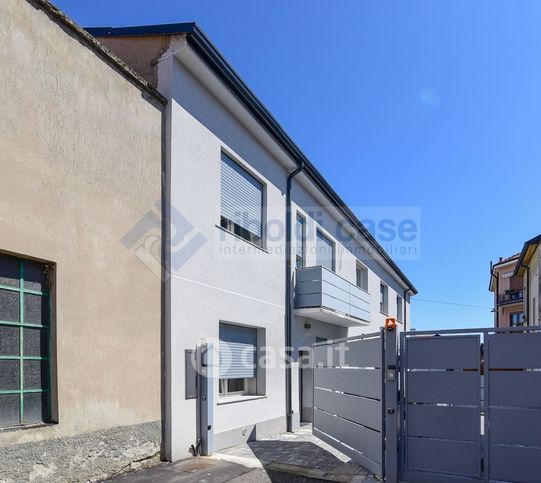 Casa bi/trifamiliare in residenziale in Via Giosuè Carducci