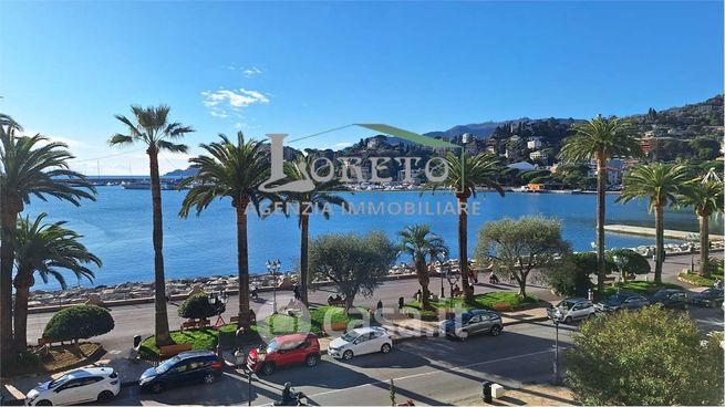 Appartamento in residenziale in Piazza Giuseppe Garibaldi
