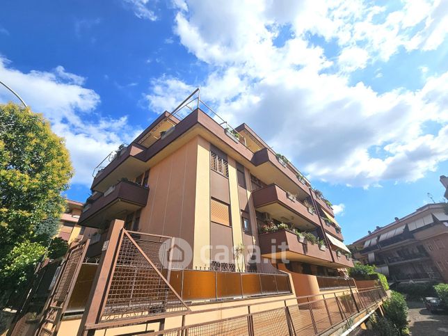 Appartamento in residenziale in Via Marcantonio Colonna 13