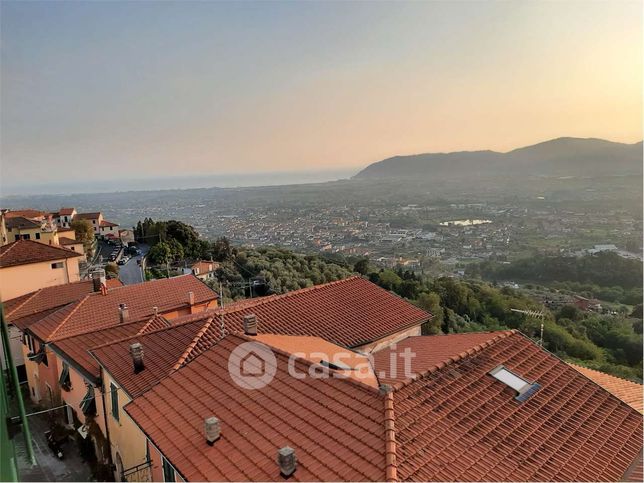 Appartamento in residenziale in Via Dante Alighieri 1