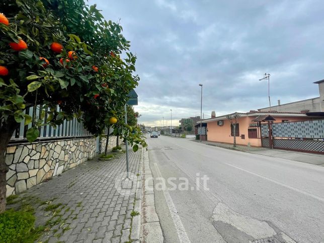 Terreno agricolo in commerciale in Via Luigi Pirandello