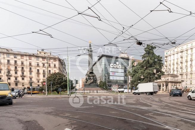 Ufficio in commerciale in Corso Ventidue Marzo 4