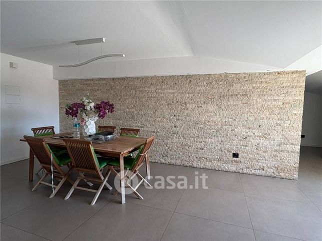 Attico/mansarda in residenziale in Via Luigi Einaudi