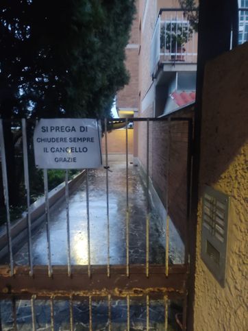 Appartamento in residenziale in Via Siro Corti 29