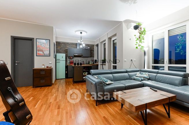 Appartamento in residenziale in Via Melchiorre Gioia 74