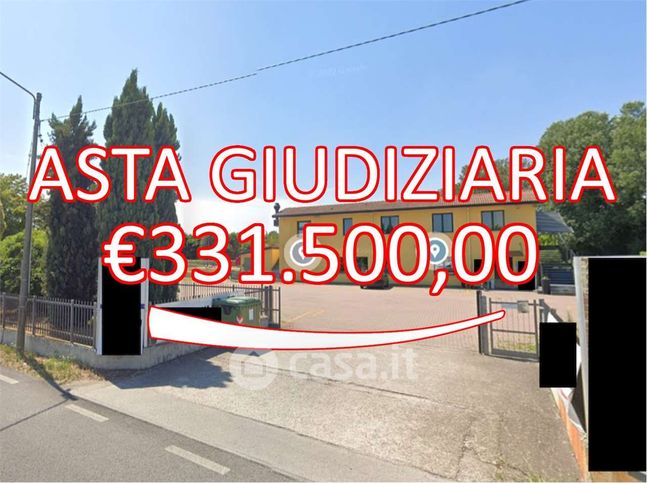 Ufficio in commerciale in Via Frassanedo 88