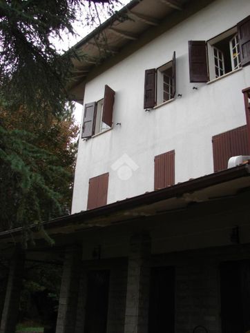 Villa in residenziale in Via Divisione Tridentina 153