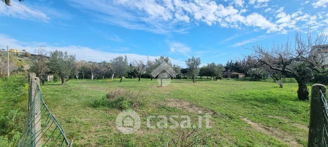 Terreno agricolo in commerciale in Via Palmiro Togliatti