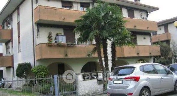 Appartamento in residenziale in Via L. Einaudi 11 C