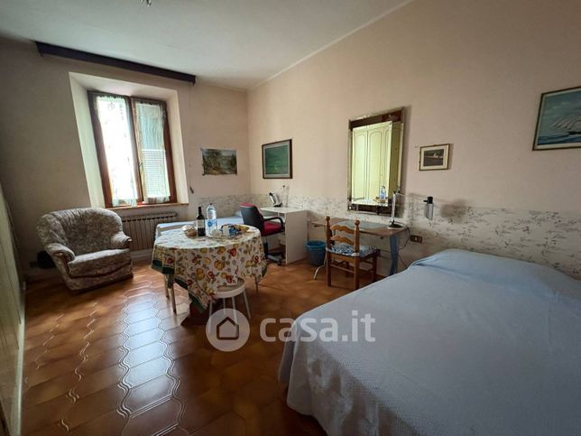Appartamento in residenziale in Via Nicola Pisano 1