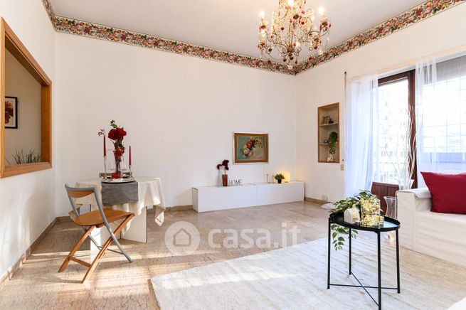 Appartamento in residenziale in Piazza Monteleone di Spoleto 8