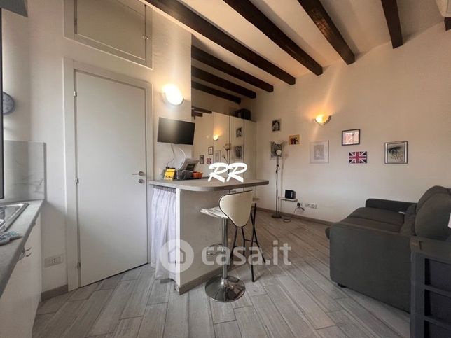 Appartamento in residenziale in Via Carlo Ravizza 6