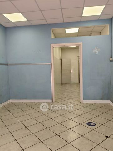 Ufficio in commerciale in Via Settimio Mobilio