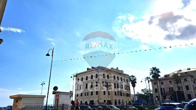 Appartamento in residenziale in Via Lemerle 11