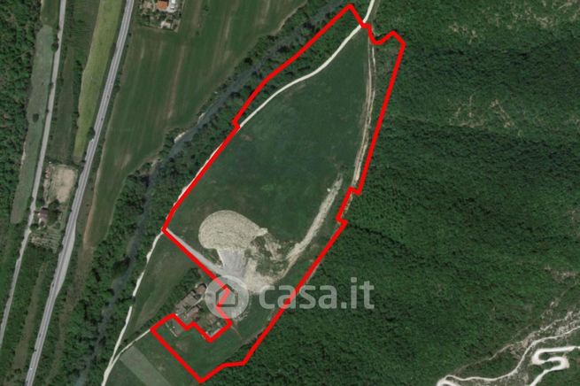 Terreno agricolo in commerciale in Via Flaminia Nord