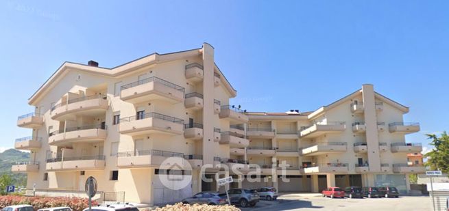 Appartamento in residenziale in Via crispi