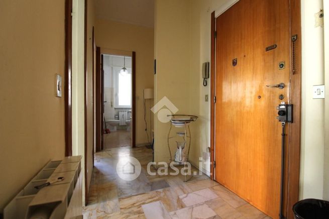 Appartamento in residenziale in Traversa di Corso Valparaiso 45