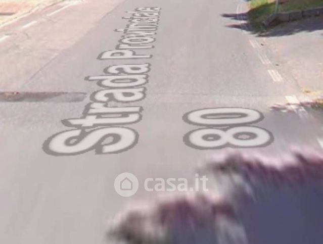 Box/posto auto in residenziale in Via Valle 51