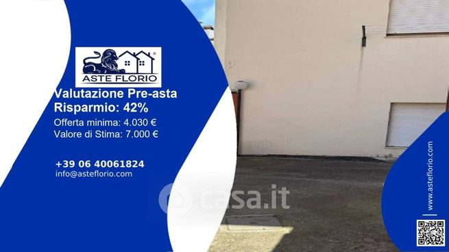 Box/posto auto in residenziale in Via Goffredo Mameli