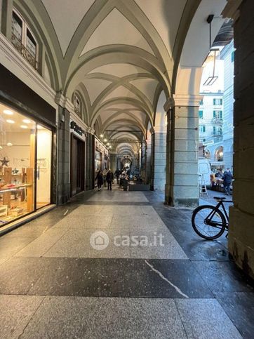 Ufficio in commerciale in Via Pietro Paleocapa