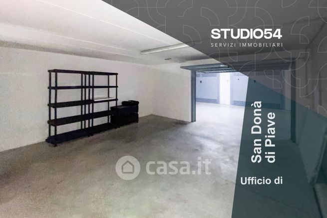 Box/posto auto in residenziale in Via Libero Grassi
