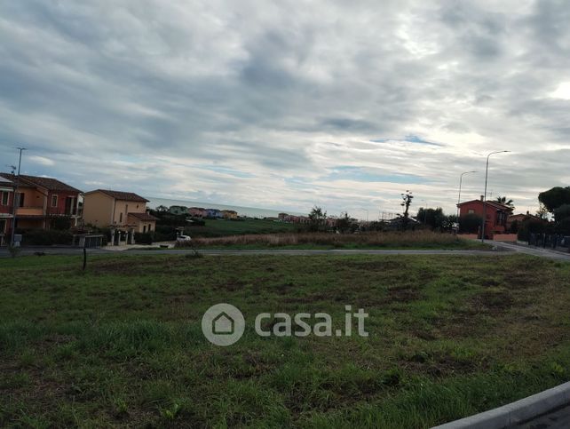 Terreno edificabile in residenziale in Via Aldo Moro