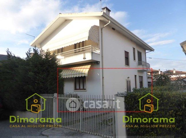 Appartamento in residenziale in Via R. Colombina 6