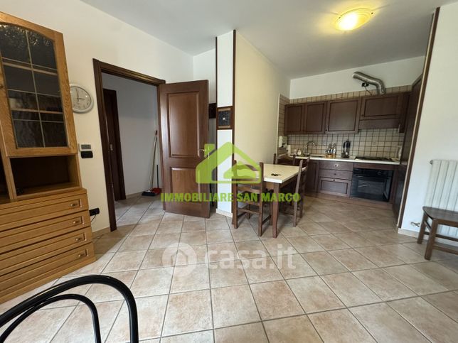 Appartamento in residenziale in Via Mario Cavallari 1