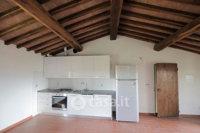 Appartamento in residenziale in Via Cassia