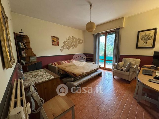 Appartamento in residenziale in Via dei Fieschi 87
