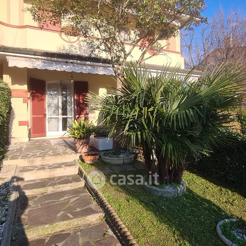Villetta a schiera in residenziale in Viale Marziale 82