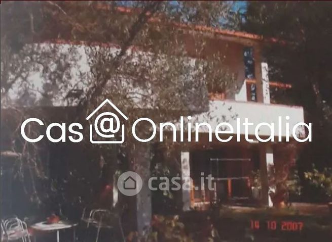 Villa in residenziale in Via Campo del Patollo 27 -35