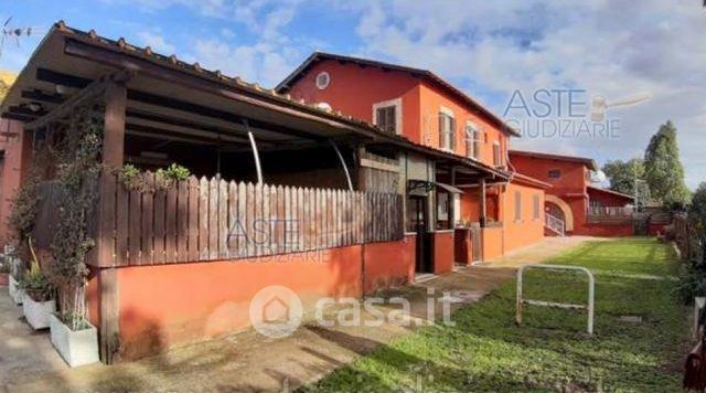 Casa indipendente in residenziale in Viale dei Collettori 951