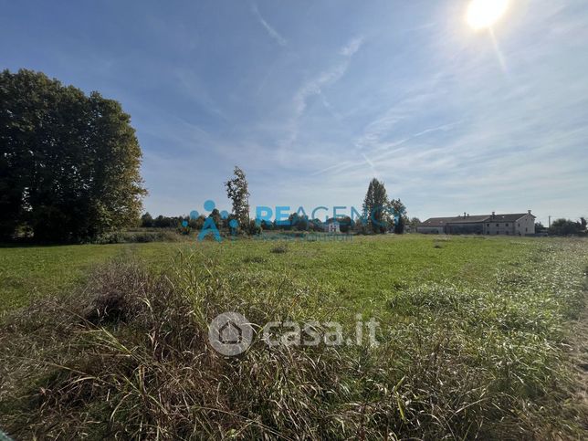 Terreno agricolo in commerciale in Via Bassanese Inferiore