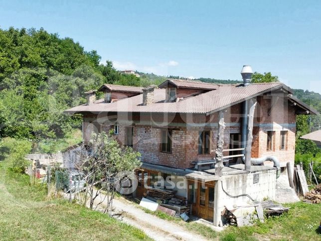 Rustico/casale in residenziale in Via degli Alberghi 22