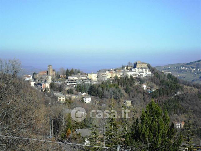 Terreno agricolo in commerciale in 