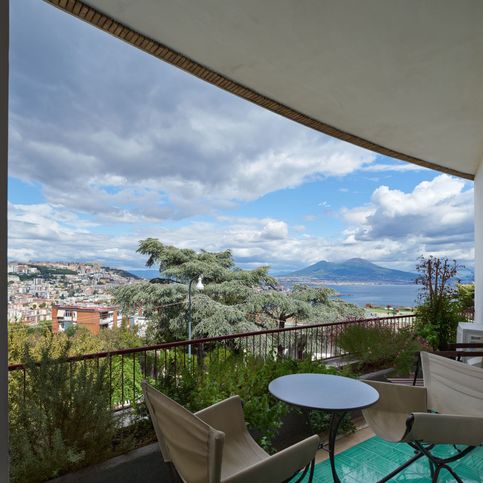 Appartamento in residenziale in Via Giovenale