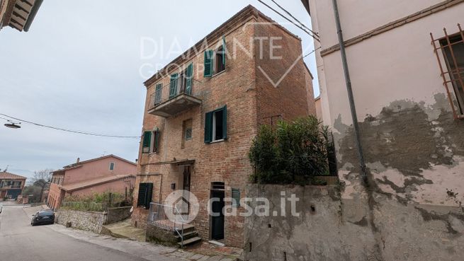 Casa indipendente in residenziale in Via Pozzuolo