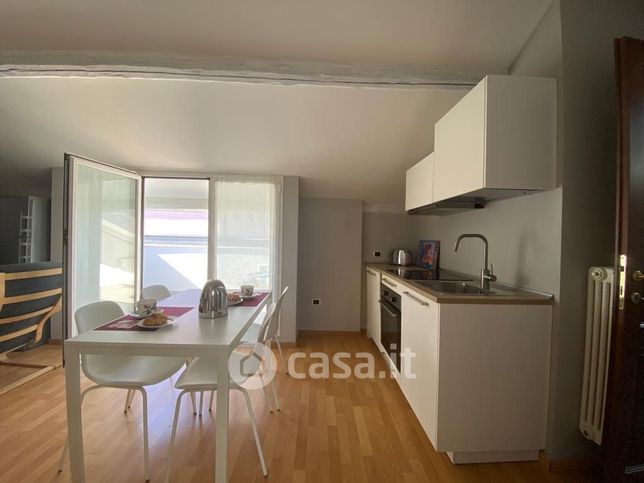 Appartamento in residenziale in Via Vittorio Rugarli