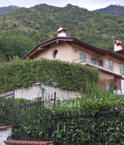 Villetta a schiera in residenziale in Via Trento