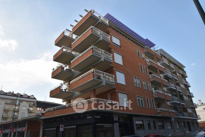 Appartamento in residenziale in Via Fidia 22