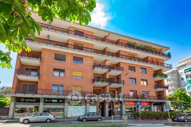 Appartamento in residenziale in Viale Camillo Cavour