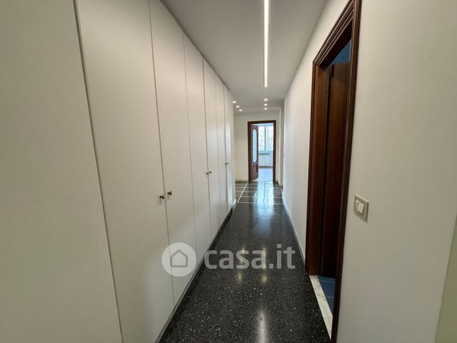 Appartamento in residenziale in Via cantore 11/a