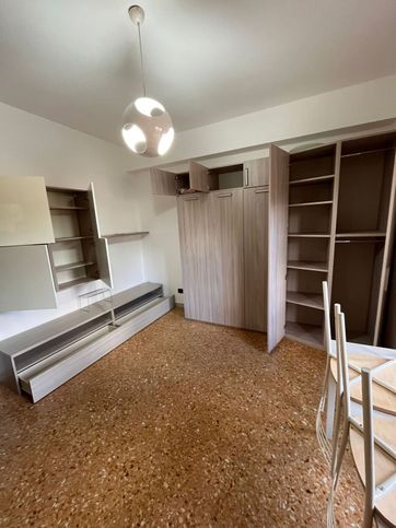 Appartamento in residenziale in Via Massaglia