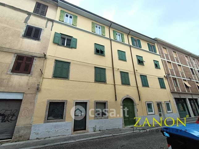 Appartamento in residenziale in Via Carlo de Morelli 19