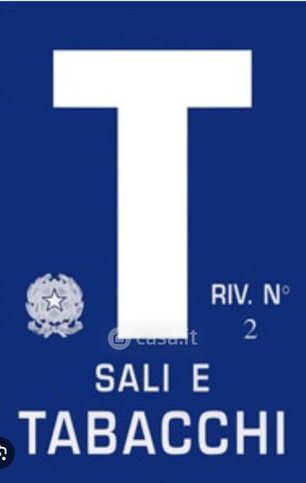 Attivitã /licenza (con o senza mura) in commerciale in Piazza Bologna