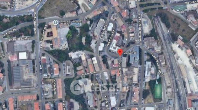 Box/posto auto in residenziale in Via Salvati