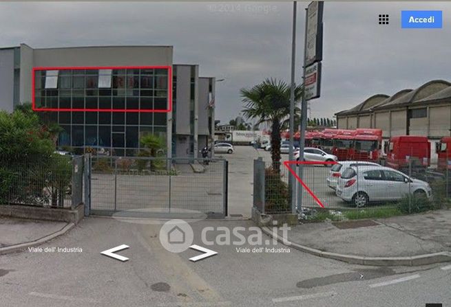 Ufficio in commerciale in Viale dell'Industria