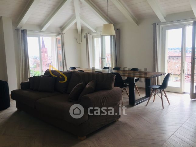 Appartamento in residenziale in Via Albussano 32