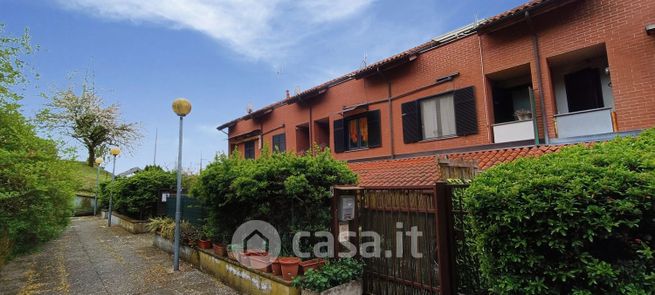 Villetta a schiera in residenziale in Via Rio delle Moglie 8